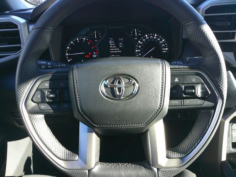 Used 2025 Toyota Tundra SR5 image 17