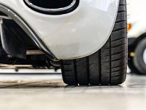 Used 2012 Audi R8 V10 image 65