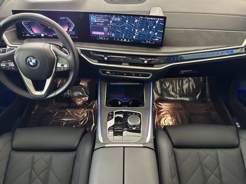 Used 2026 BMW X5 sDrive40i w/ Premium Package RWD image 16