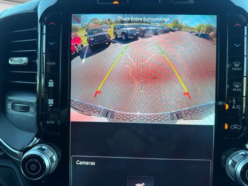 New 2026 RAM 1500 4x4 Crew Cab image 13