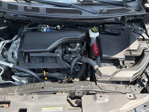 Used 2017 Nissan Rogue Sport SL FWD image 32