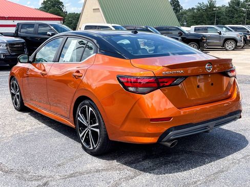 Used 2021 Nissan Sentra SR w/ SR Premium Package FWD image 5