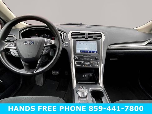 Used 2020 Ford Fusion SE FWD image 7
