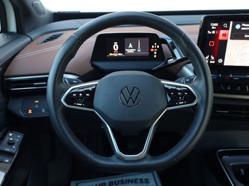 Used 2023 Volkswagen ID.4 Pro image 30