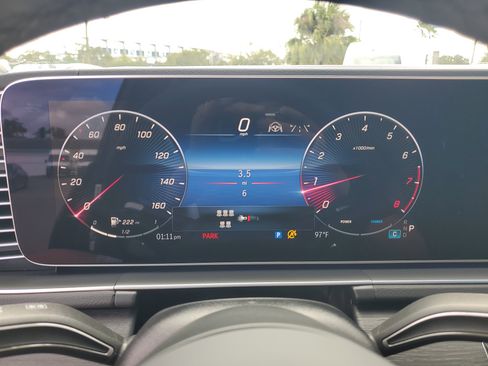 New 2026 Mercedes-Benz GLS 580 4MATIC image 29