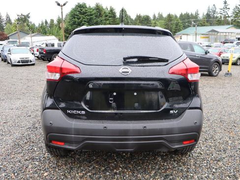 Used 2020 Nissan Kicks SV FWD image 4