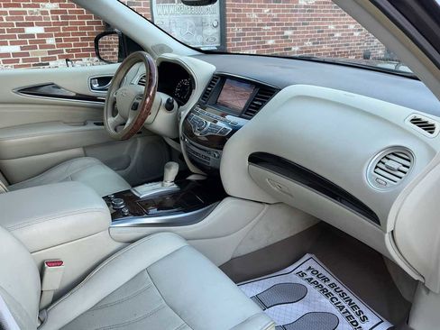 Used 2013 INFINITI JX35 AWD w/ Premium Pkg image 23