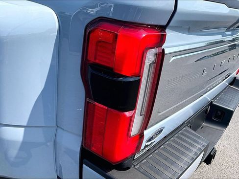 Used 2024 Ford F450 Limited w/ FX4 Off-Road Package AWD/4WD image 26