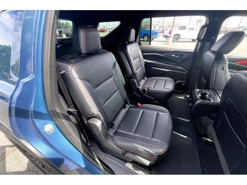 Used 2024 Chevrolet Traverse Z71 w/ Enhanced Driving Package AWD/4WD image 28