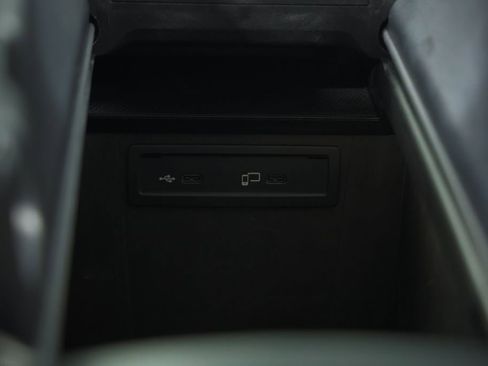 Used 2022 Mercedes-Benz GLC 300 4MATIC w/ Premium Package Lite image 21