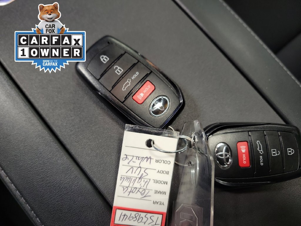 Used 2026 Toyota Highlander Platinum AWD/4WD image 18