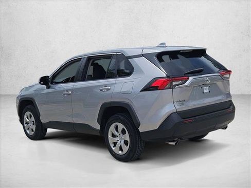 Used 2023 Toyota RAV4 LE FWD image 8