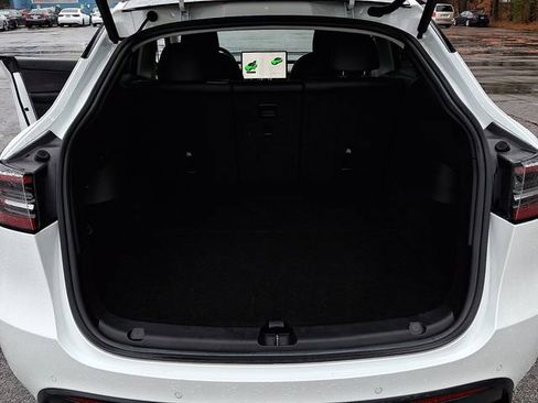 Used 2022 Tesla Model Y Performance image 38