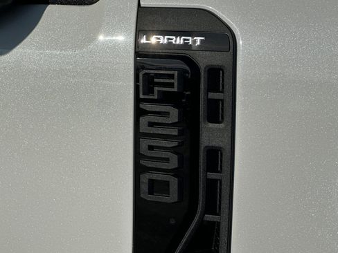 New 2026 Ford F250 Lariat w/ Black Appearance Package image 26