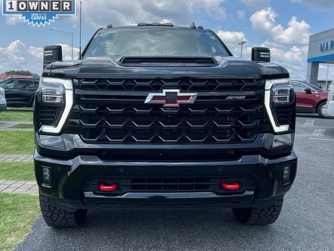 Certified 2026 Chevrolet Silverado 2500 ZR2 AWD/4WD image 3