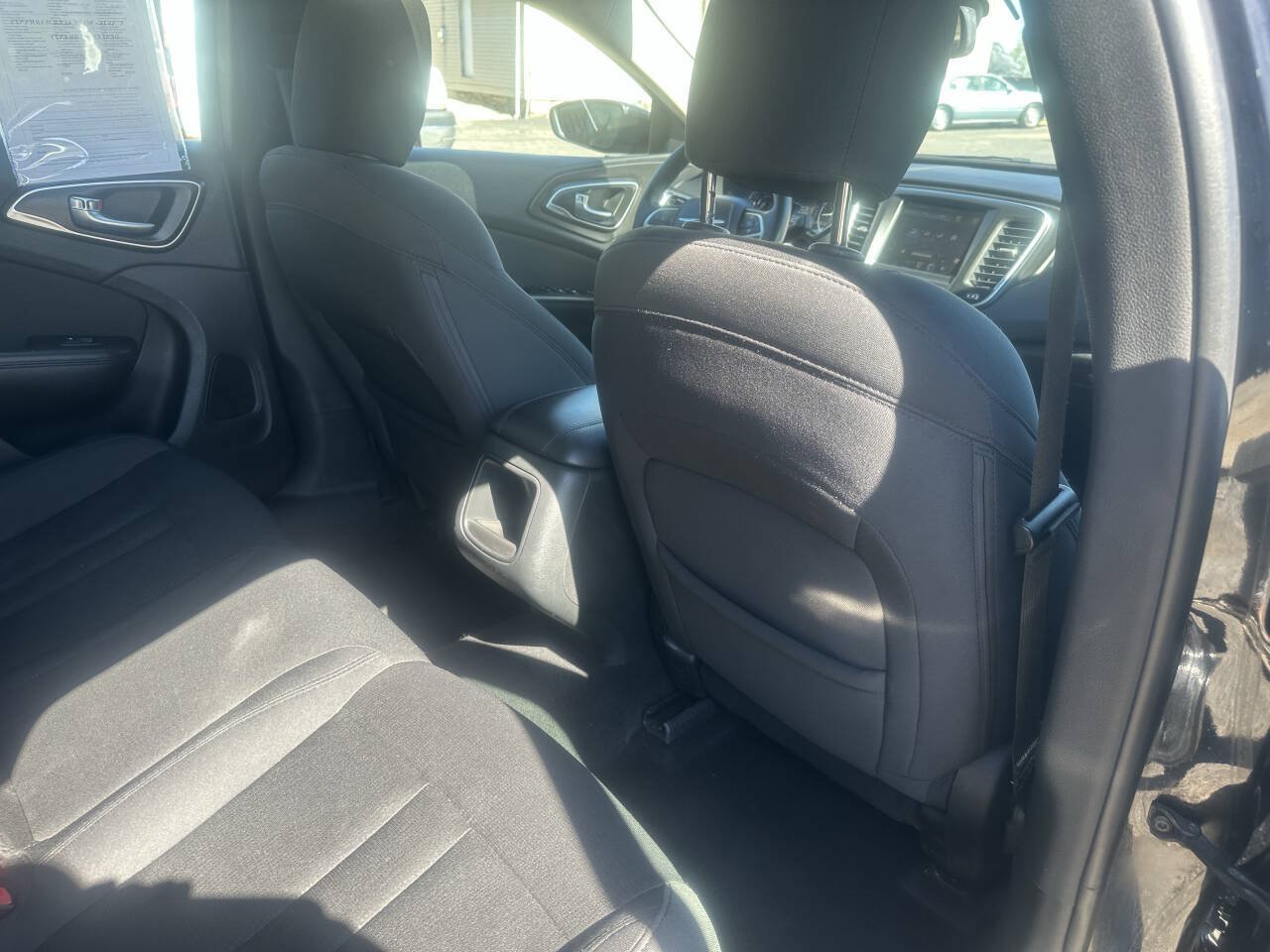 Used 2016 Chrysler 200 Limited w/ Anniversary Edition FWD image 15