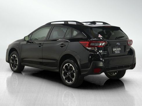 Used 2023 Subaru Crosstrek 2.0i Premium image 3