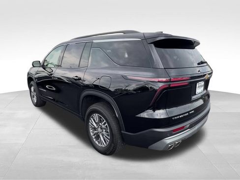 Certified 2025 Chevrolet Traverse LT w/ Driver Confidence Package AWD/4WD image 4