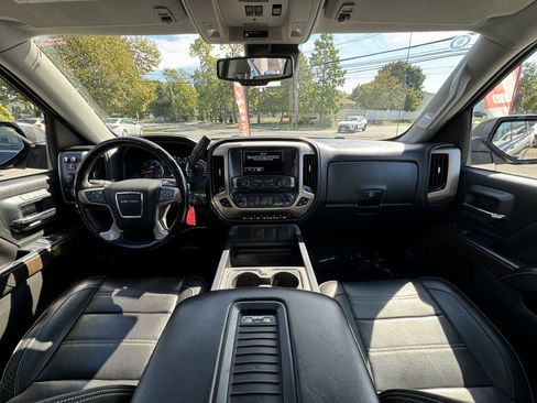 Used 2018 GMC Sierra 1500 Denali image 16