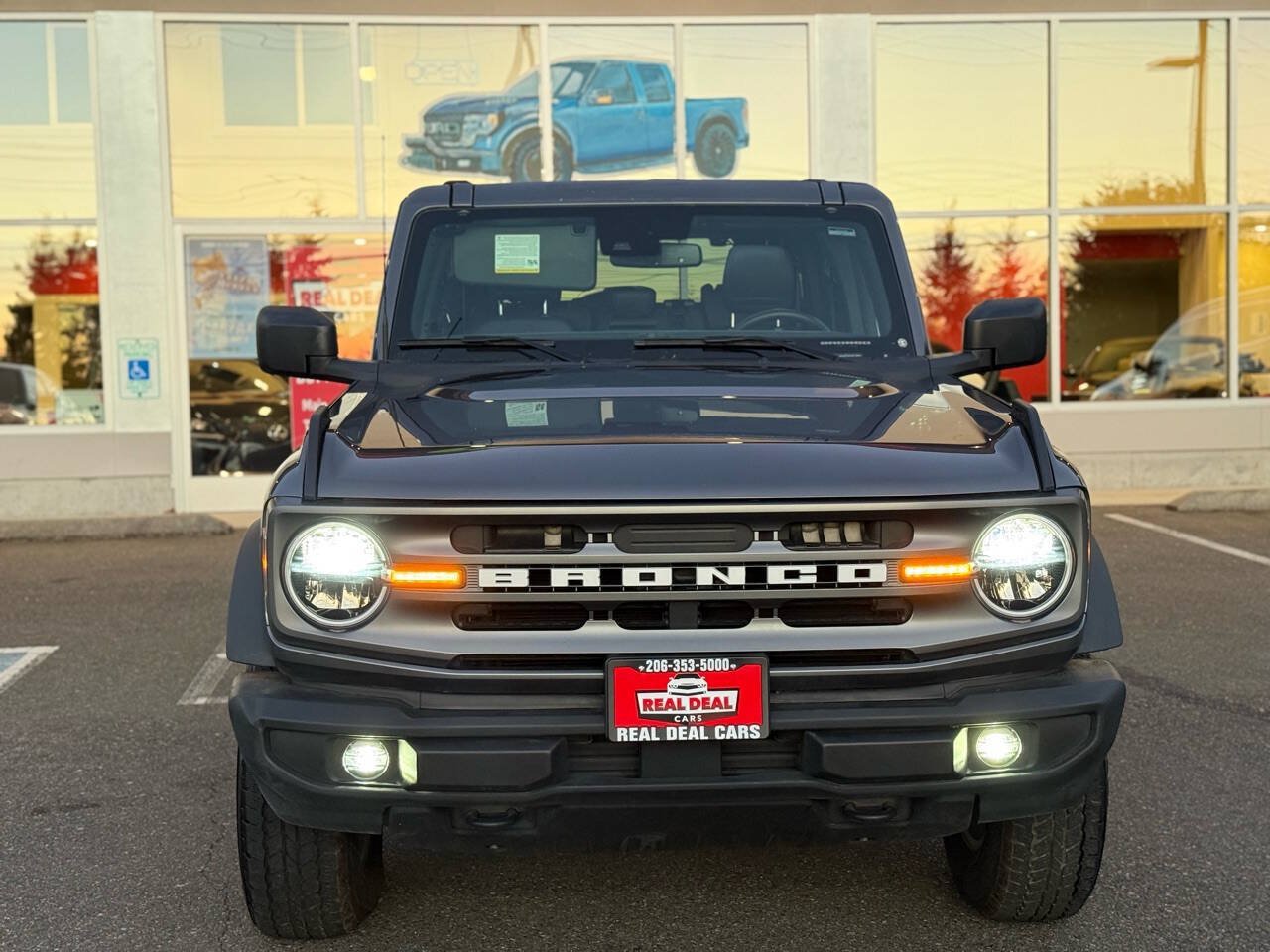 Used 2024 Ford Bronco Big Bend AWD/4WD image 2
