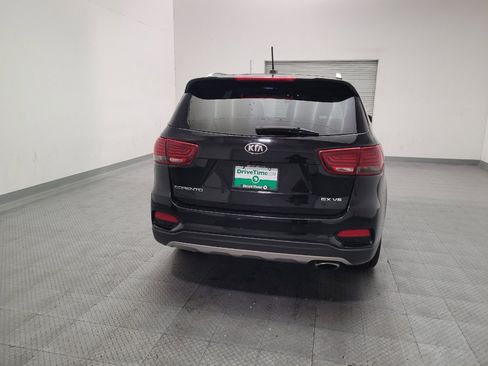 Used 2020 Kia Sorento EX FWD image 7