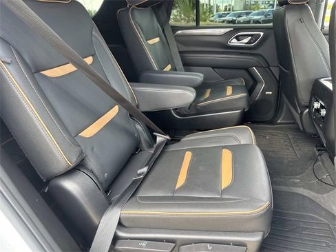Used 2023 GMC Yukon AT4 w/ Technology Package image 12