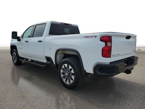 Used 2024 Chevrolet Silverado 2500 Custom w/ Custom Value Package AWD/4WD image 3