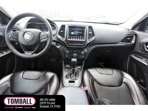 Used 2022 Jeep Cherokee Trailhawk AWD/4WD image 10