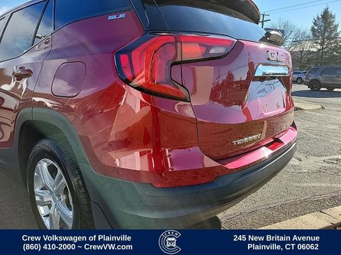 Used 2020 GMC Terrain SLE image 28