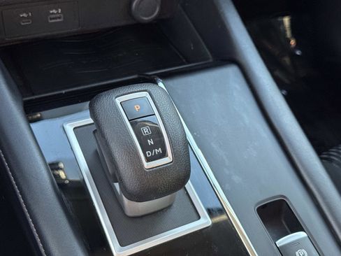 Used 2022 Mitsubishi Outlander ES image 23