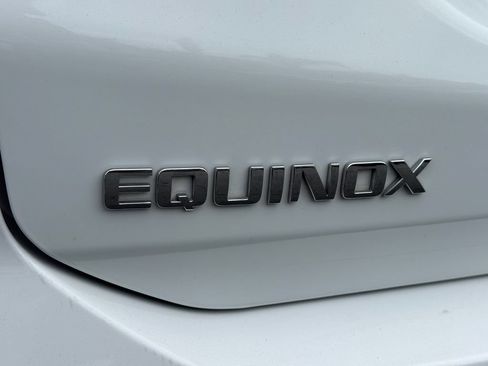 Used 2024 Chevrolet Equinox LT FWD image 10