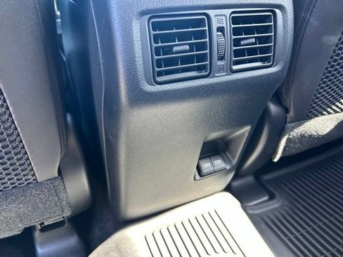 Used 2023 Toyota 4Runner TRD Off-Road Premium AWD/4WD image 11