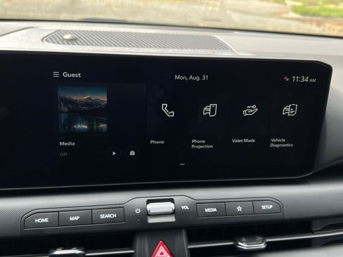 New 2026 Kia K4 FWD image 25