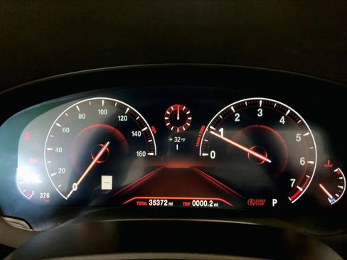 Used 2019 BMW 530i xDrive w/ Executive Package image 25