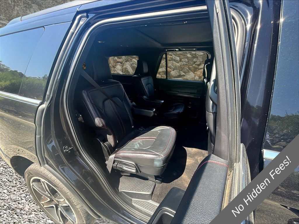 Used 2019 Ford Expedition Limited w/ Equipment Group 303A AWD/4WD image 26