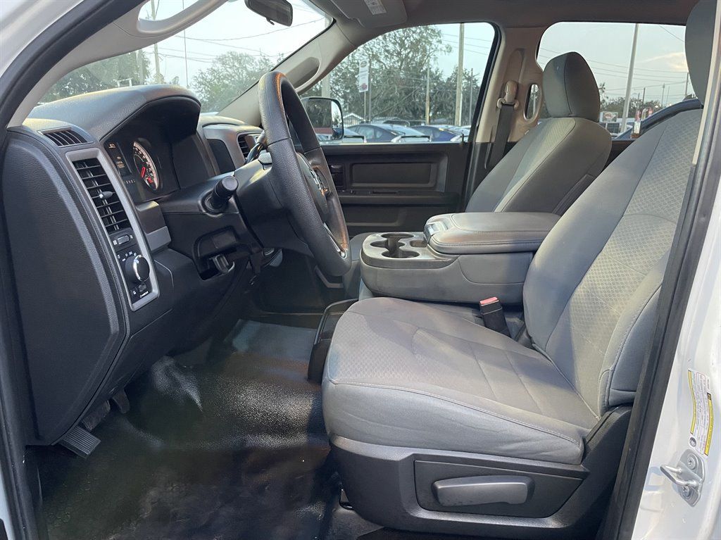 Used 2018 RAM 3500 Tradesman w/ Chrome Appearance Group AWD/4WD image 21