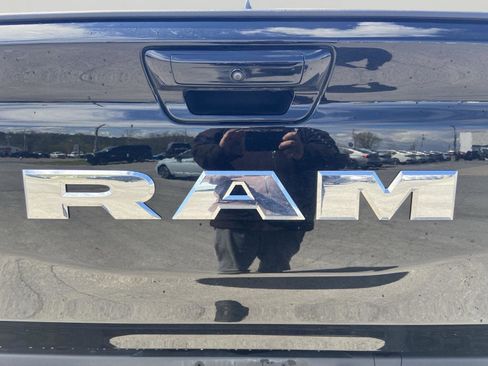 Used 2026 RAM 1500 Laramie AWD/4WD image 33