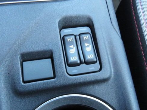 Used 2020 Subaru Impreza 2.0i Sport image 17