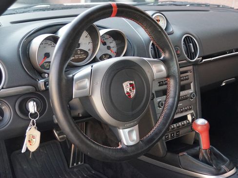 Used 2006 Porsche Cayman S image 24