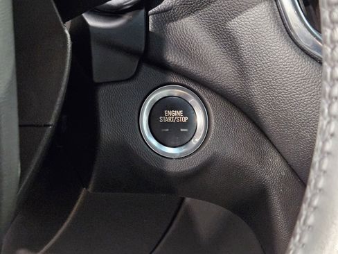 Used 2022 Chevrolet Equinox LT FWD image 33