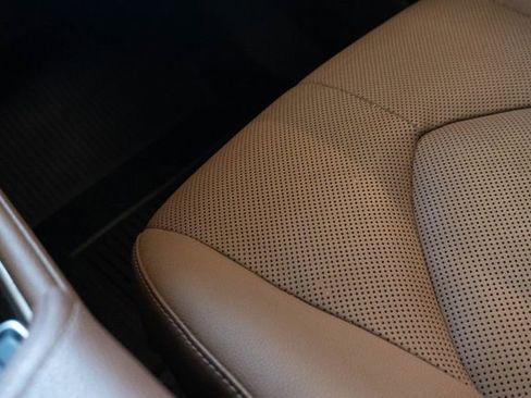 Used 2024 Toyota Grand Highlander Platinum image 35