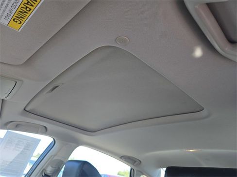 Used 2018 Honda Accord Touring image 14