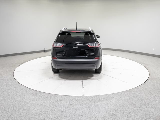 Used 2019 Jeep Cherokee Latitude w/ Popular Appearance Group AWD/4WD image 28
