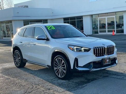Certified 2023 BMW X1 xDrive28i w/ Premium Package image 3