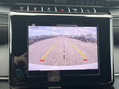 New 2026 Jeep Grand Cherokee L Laredo image 18