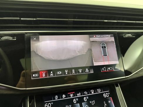 Used 2019 Audi Q8 Prestige AWD/4WD image 27