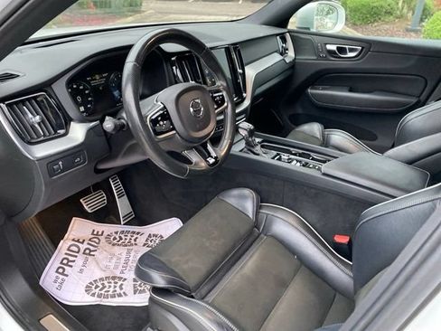 Used 2019 Volvo XC60 T5 R-Design w/ Protection Package Premier AWD/4WD image 6