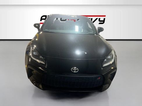 Used 2025 Toyota GR86 Premium w/ Performance Package RWD image 2
