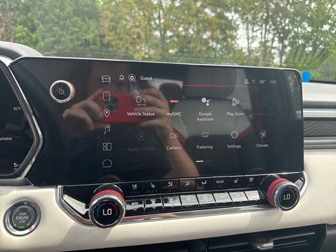 New 2026 GMC Canyon AT4X image 18