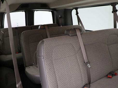 Used 2025 Chevrolet Express 3500 LT w/ LT Preferred Equipment Group image 10